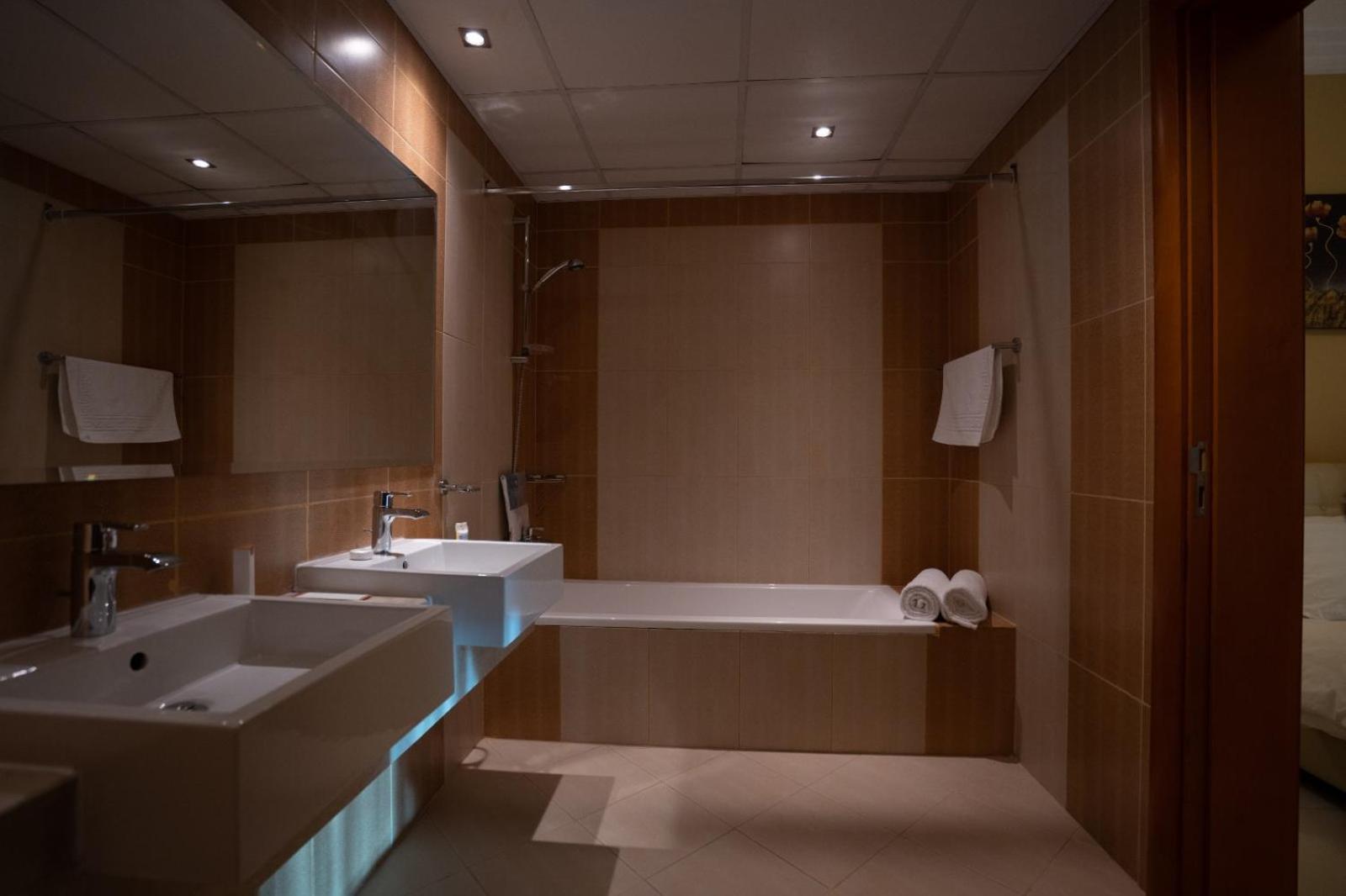Al Liwan Residence Doha Eksteriør billede